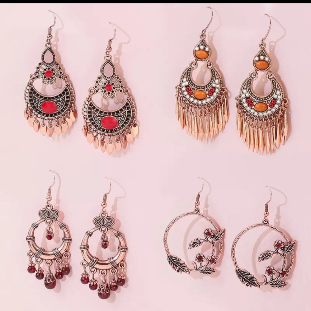 Vintage Style Set of four Geometric Waterdrop Shape Dangle Earrings.